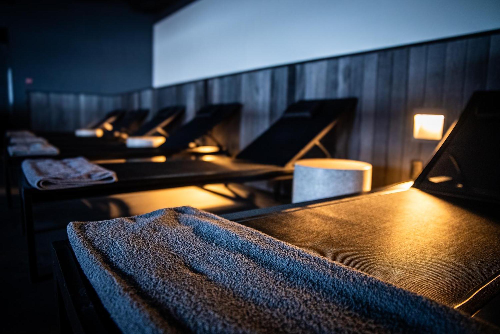 Le Noranda Hotel & Spa, Ascend Hotel Collection Rouyn-Noranda Extérieur photo